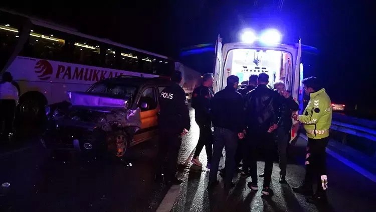 Son Dak Ka Haber Ankara Da Arac N Kar T Zincirleme Trafik