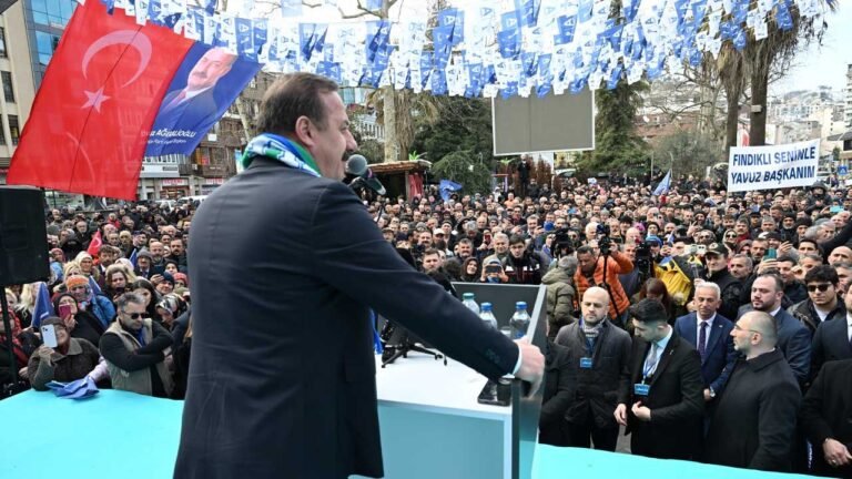 Anahtar Parti lideri Yavuz Ağıralioğlu Rize'de konuştu: İmralı'nın metnini dehşetle izledim