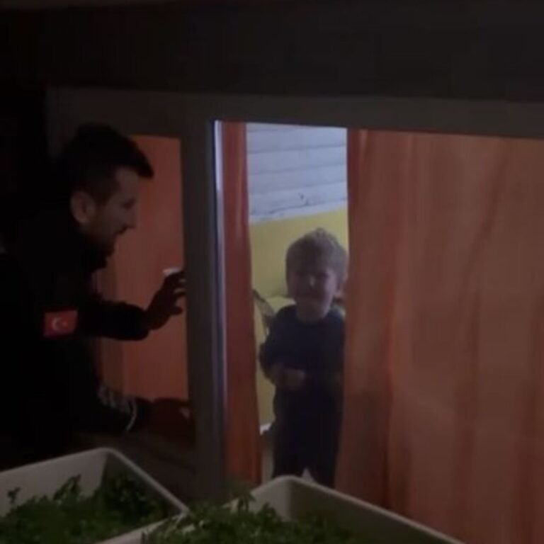Bu sefer oğlunu kurtardı