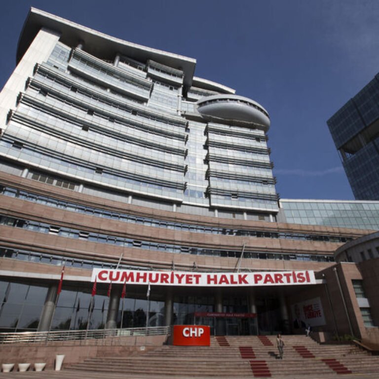 CHP'de imza süreci başladı