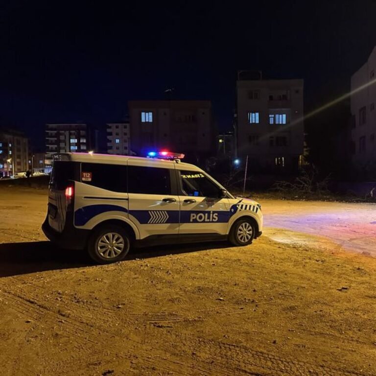 Gaziantep'te silahlı bıçaklı kavga: 1 ölü, 2 yaralı