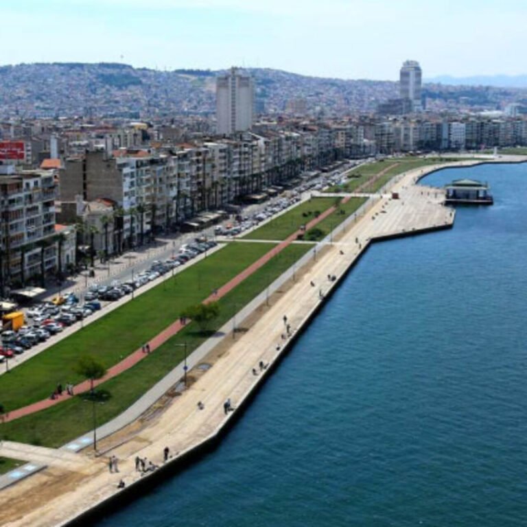 İzmir ve Ankara'da gösteri yasağı