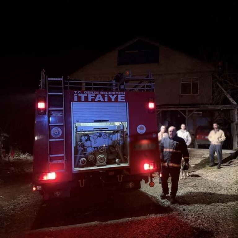 Müstakil evde yangın: 3 yaralı