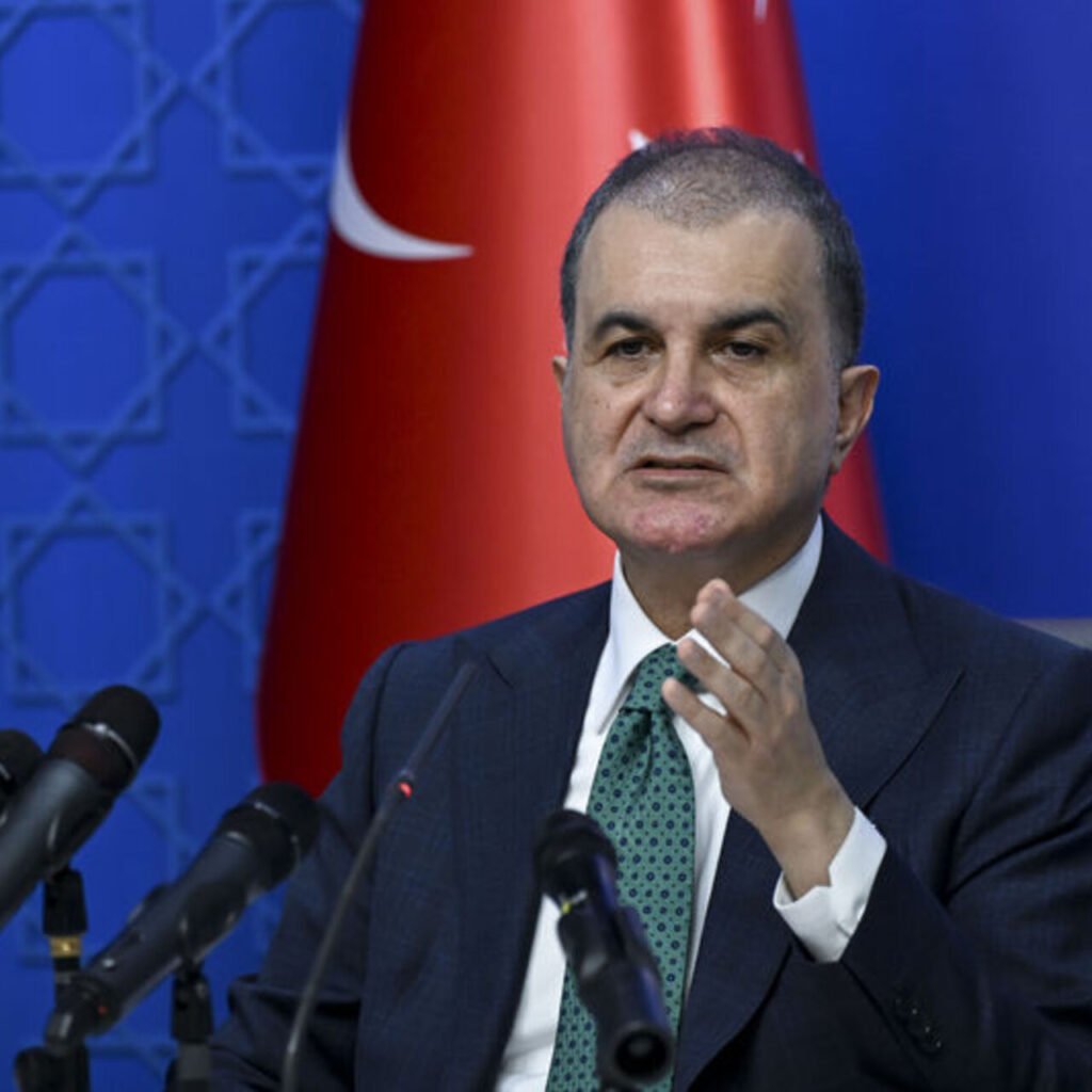 Ömer Çelik'ten tepki