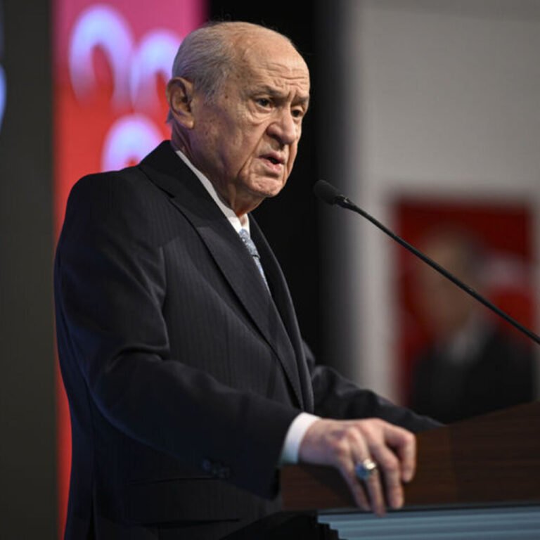 Bahçeli: Demokrasi dışı arayışlara girişenler...