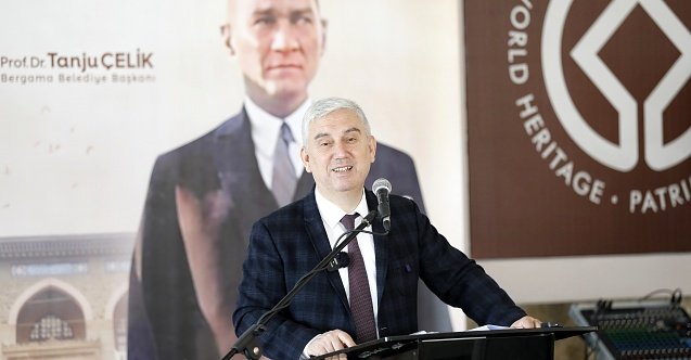 Bergama Belediye Başkanı Tanju Çelik, bir yıllık çalışmaları değerlendirdi
