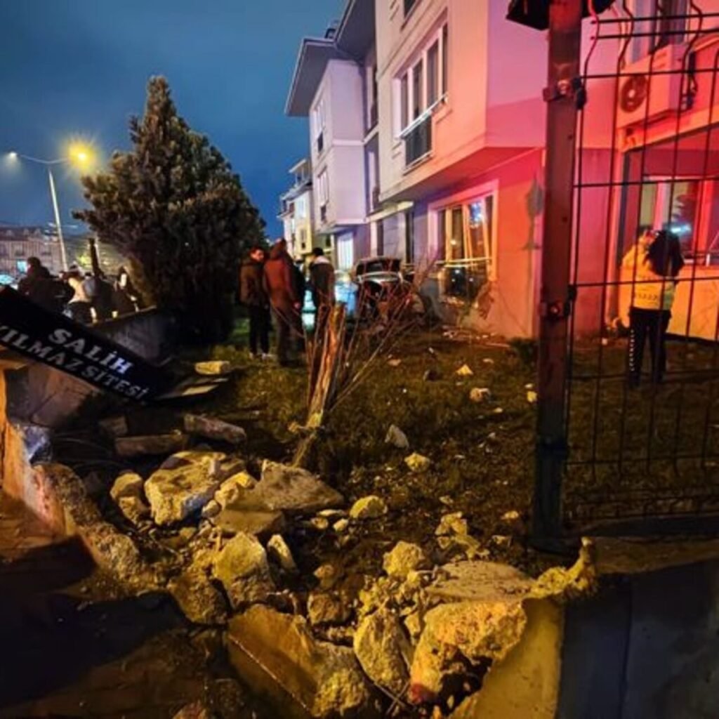 Bursa'da zincirleme kaza: 3 yaralı