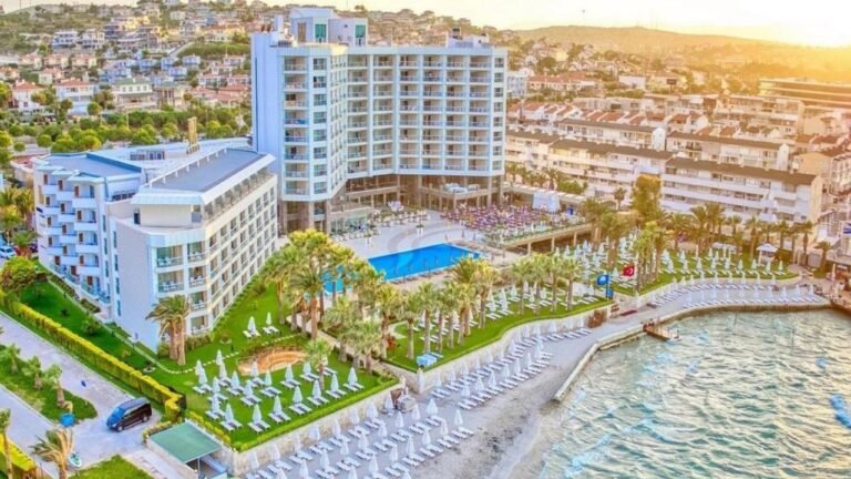 Çeşme’de tatil farklı bir boyuta taşınıyor: Herkes için konforlu bir deneyim sunuyor