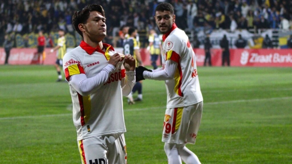 Göztepe, Başakşehir mesaisine devam ediyor