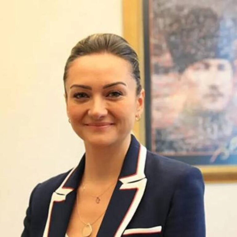 İmamoğlu’nun özel kalem müdürüne “araç” sorusu