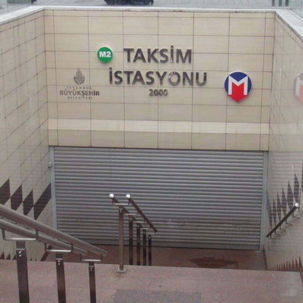 Metro hattında bazı duraklar kapatılacak