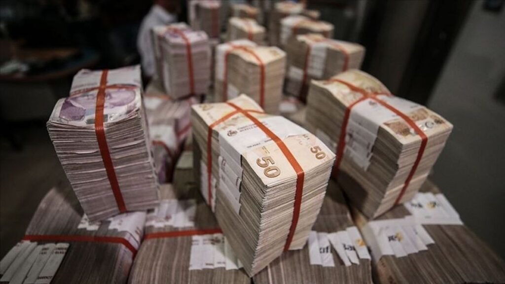 Mevduat faizleri rekor kırdı: Bazı bankalar yüzde 52'ye yükseltti!