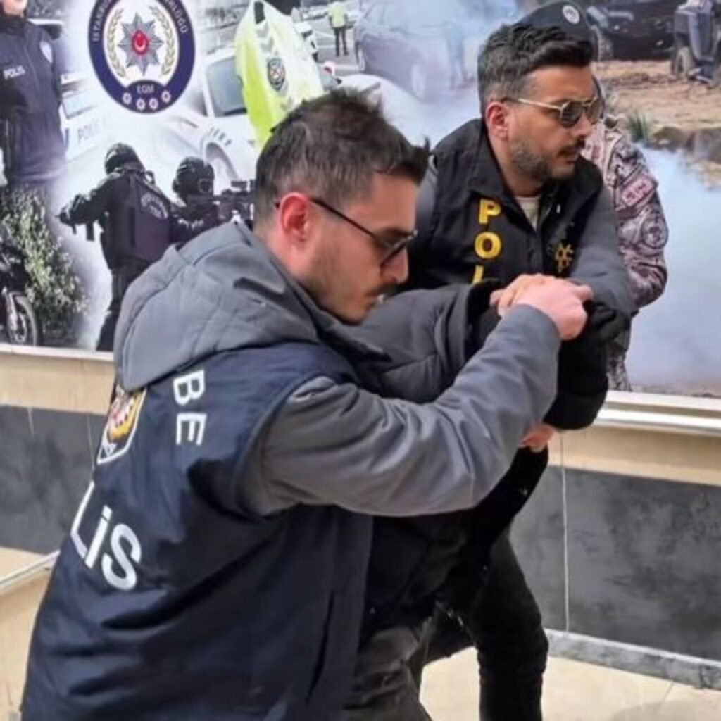 Mezarı tahrip eden zanlı adliyede!