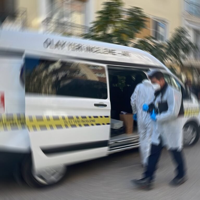 Polisten kaçarken odunlukta kız arkadaşını öldürdü!
