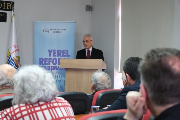 Yerel Reform Buluşmaları’nın dördüncüsü 14 Nisan'da Bornova’da yapılacak!