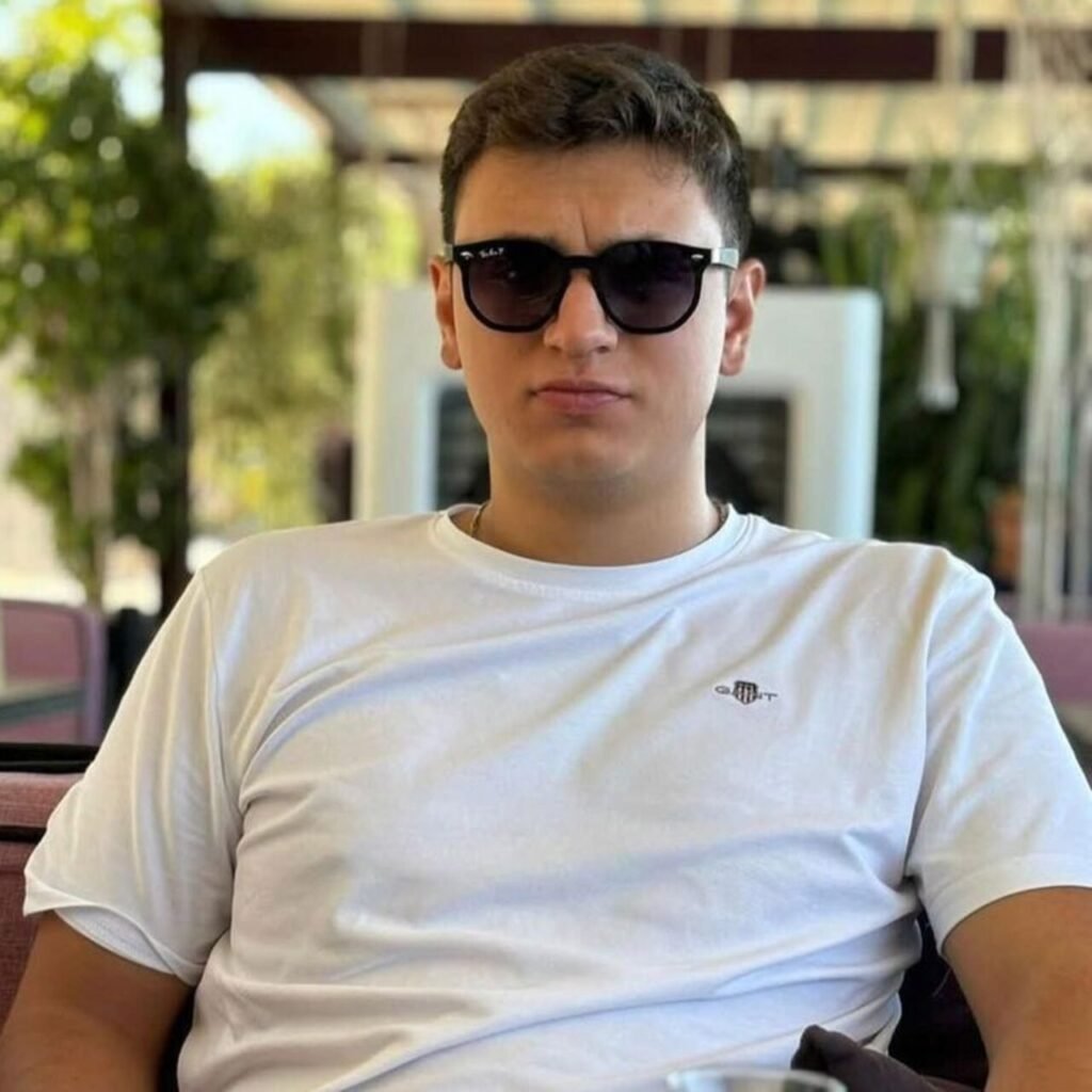 4. kata eşya taşıyordu..