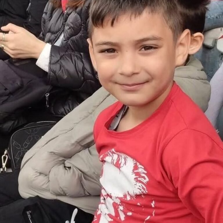 Ağabeyi zihinsel engelliydi..