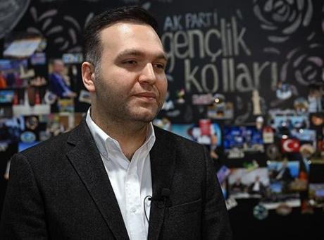 AK Parti Gençlik Kolları Başkanı İbiş'ten Özgür Özel'in açıklamalarına tepki