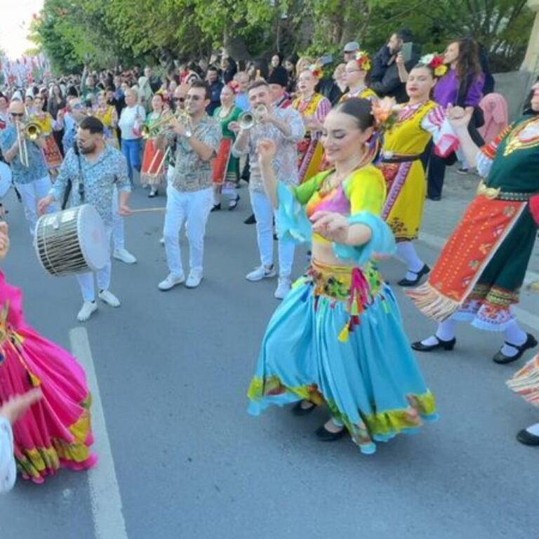 Avcılar'da Hıdırellez coşkusu