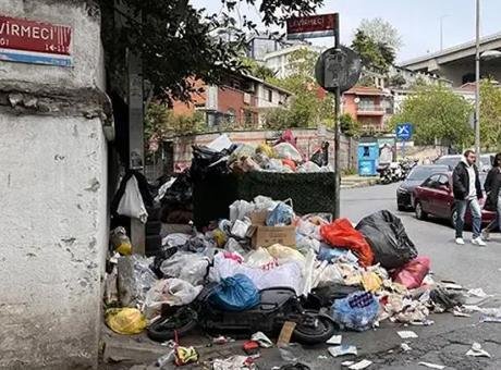 Beşiktaş Belediyesi'nden ilçede toplanmayan çöplerle ilgili açıklama