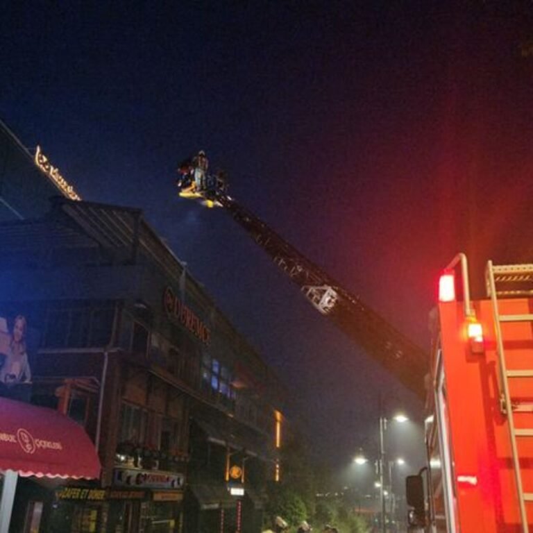 Beşiktaş'ta restoran yangını