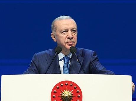 CHP otobüsü şoförünün polisin üzerine aracı sürmesine Cumhurbaşkanı Erdoğan'dan sert tepki