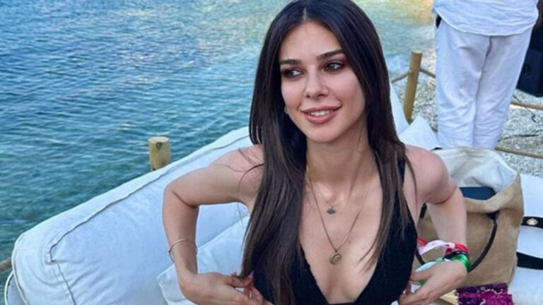 Defne Samyeli'nin kızı Deren Talu hayat vermek istediği karakterleri açıkladı!