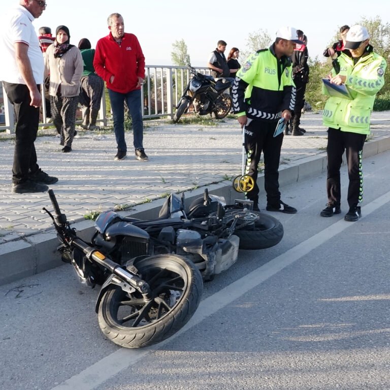 Dehşet dolu kazada üniversiteli gencin bacağı koptu!