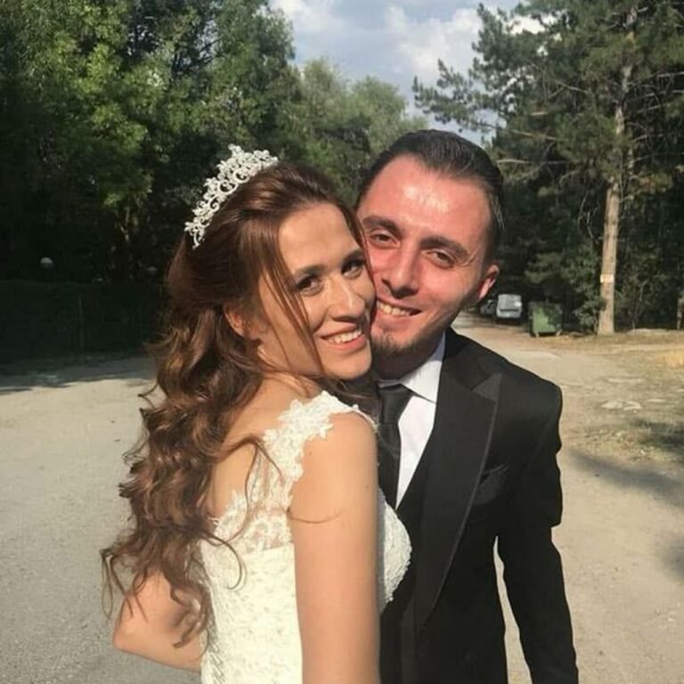 Dekoratif kemer can aldı