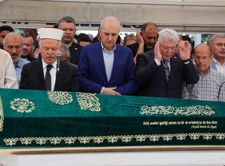 Meclis Başkanı Kurtulmuş, emekli Öğretim Üyesi Prof. Dr