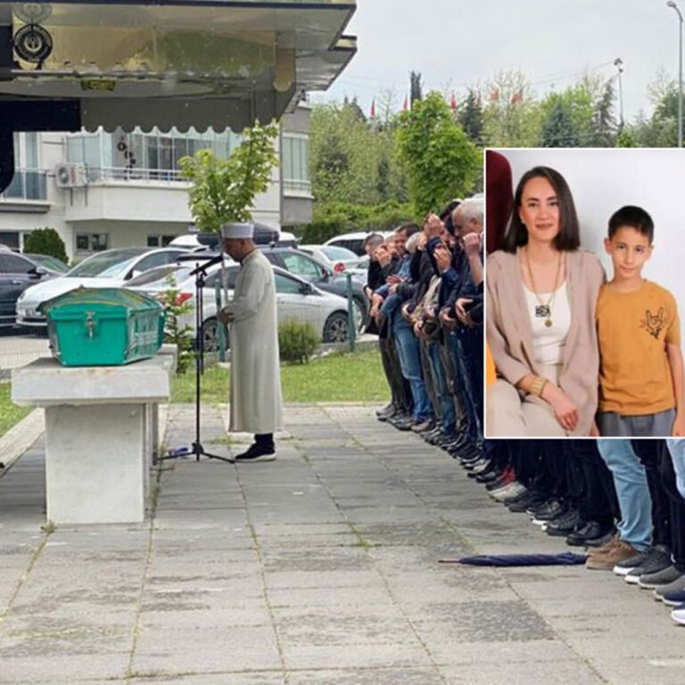 Rahatsızlanan oğlunu eve götürüyordu..