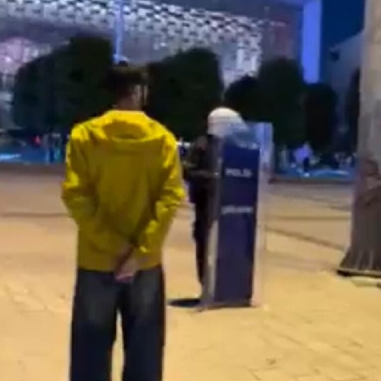 Taksim'de 'durma eylemi' yapan 1 kişi tutuklamaya sevk edildi