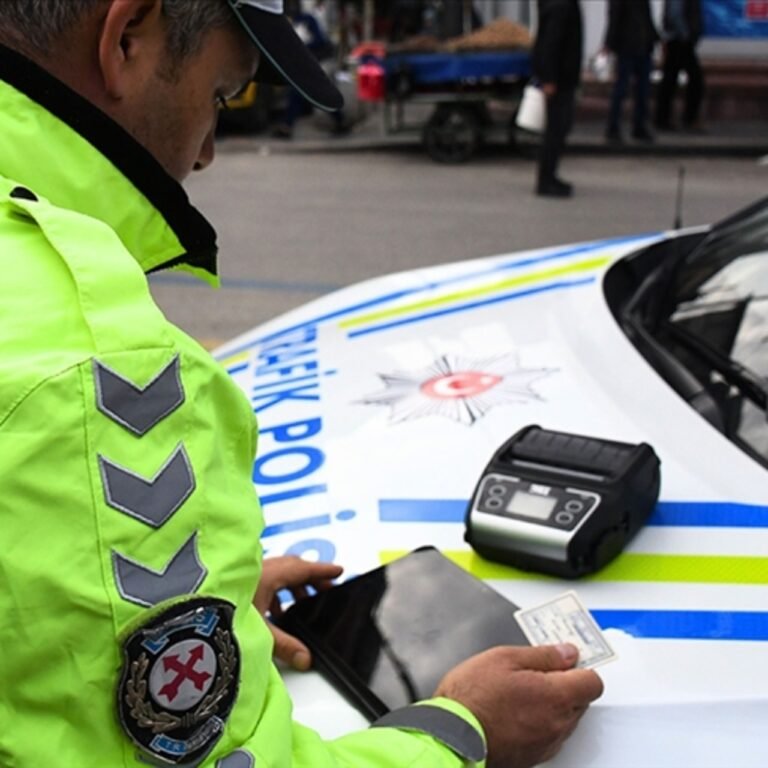 Trafik cezalarının artırılmasını öngören teklif Komisyondan geçti