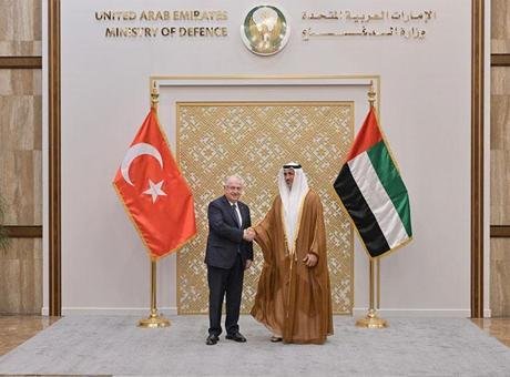 Bakan Güler, BAE Savunma İşlerinden Sorumlu Devlet Bakanı ile görüştü