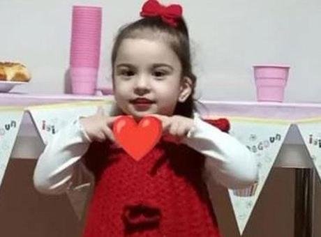 Havuza düşen 3 yaşındaki Nazlı'dan acı haber