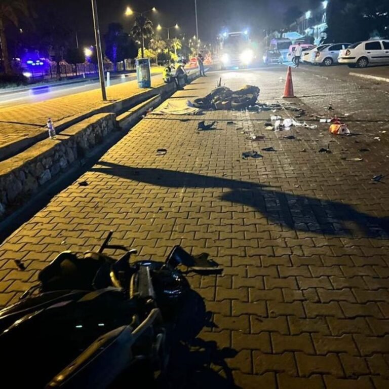 İki motosiklet çarpıştı! Sürücüleri öldü!