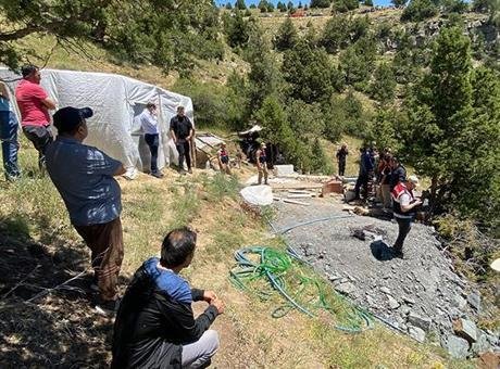 Son dakika! Erzurum'da taş ocağında göçük: 3 ölü