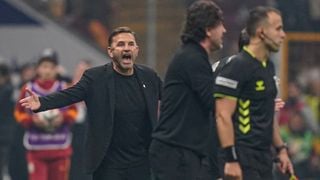 Okan Buruk'tan Türk hakemlerine eleştiri!