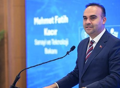 Bakan Kacır: Türkiye 310 bin kişilik dev bir AR-GE insan kaynağı ordusuna sahip