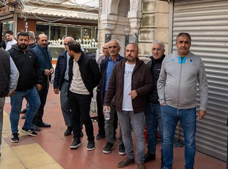 'Dolandırıldık' dedikleri kuyumcu onları mahkemeye verdi: Para verin şikayetten vazgeçeyim