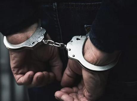 'Göçmen kaçakçılığı' suçundan hapis cezası alan Keşan Belediye Meclis Üyesi O.U