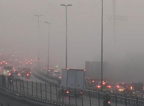 İstanbul'da yoğun sis! İşte trafikte son durum...