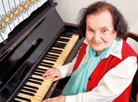 Ünlü isimlerin hocasıydı.