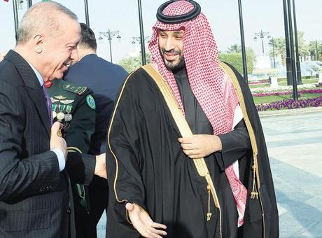 Cumhurbaşkanı Erdoğan’dan Suudi Arabistan’a ziyaret: Gazze’deki insani kriz son bulmalı